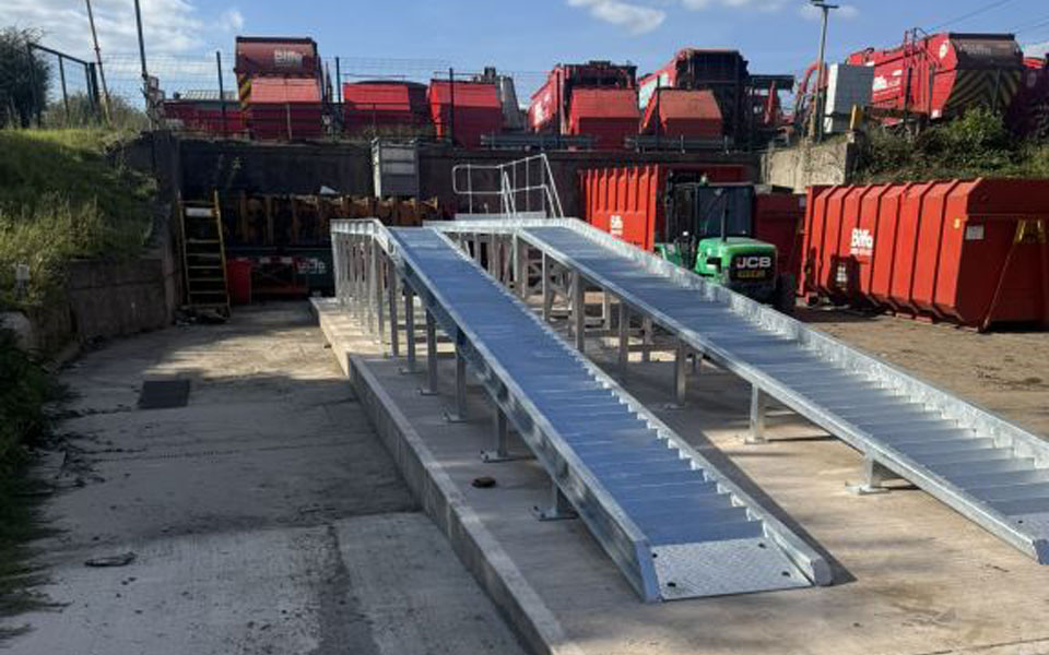 Galvanised steel wash ramp installed by CCS Garage Equipment at Biffa's Carlisle depot.