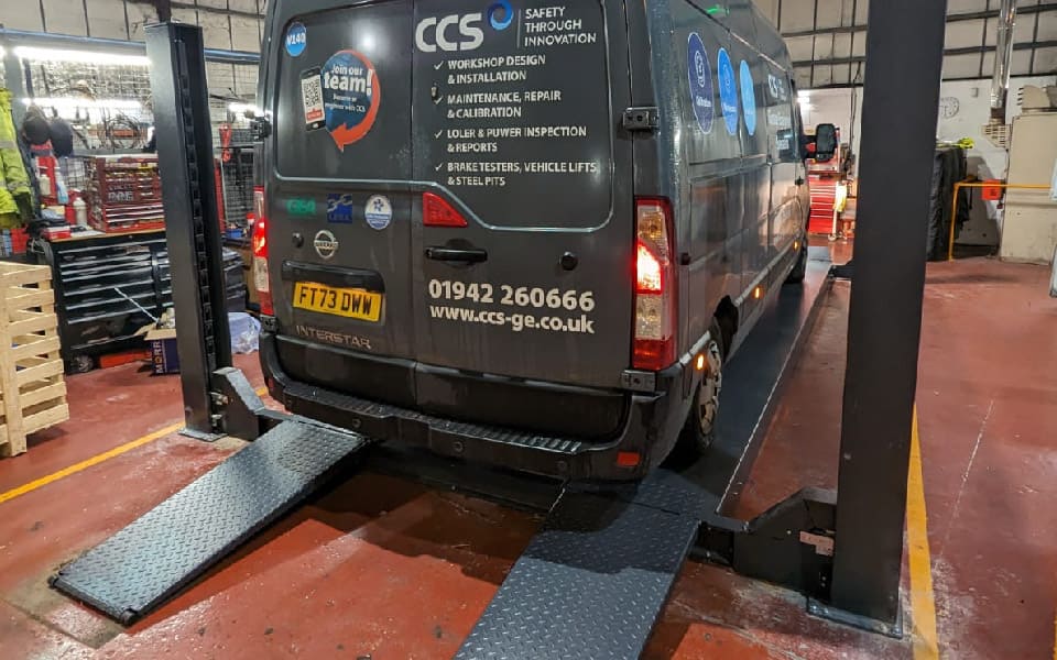 7. The Nussbaum Combi Lift carries an 8T capacity, making this an exceptionally versatile commercial vehicle lift for FedEx's workshops. Easy to operate and with great options including integrated LED lighting and extendable wheel-free lifting, the Combi Lift is reliable and hard-wearing for commercial vehicle workshops and fleet operators.
