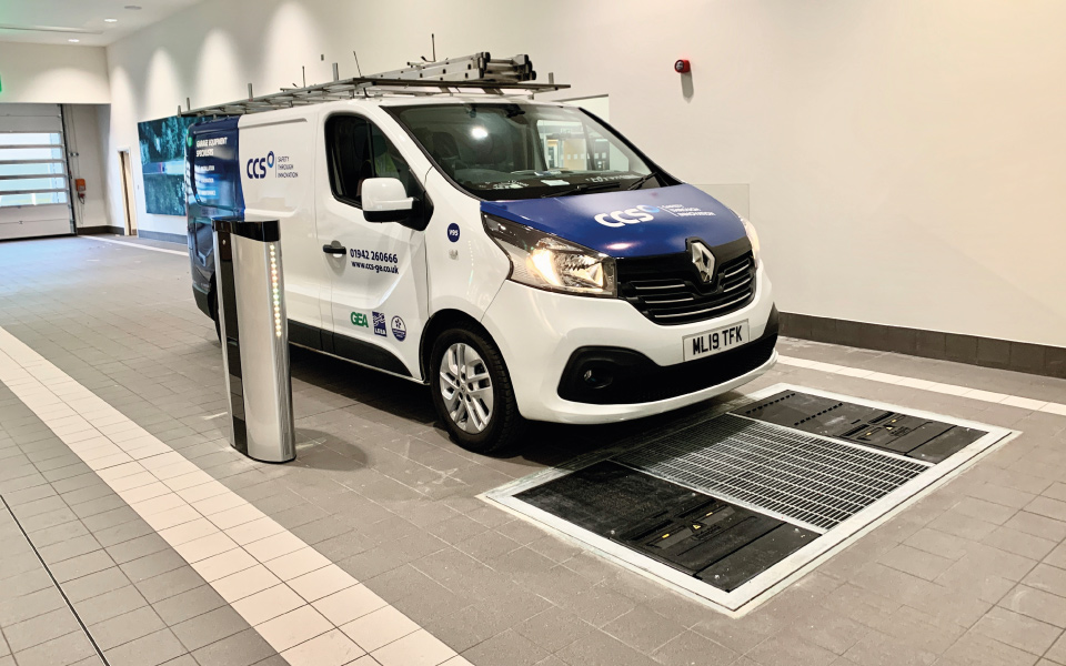 CCS Garage Equipment’s van tests the new FASTLIGN® touchless wheel alignment system at Jaguar Land Rover’s workshop in Aylesbury