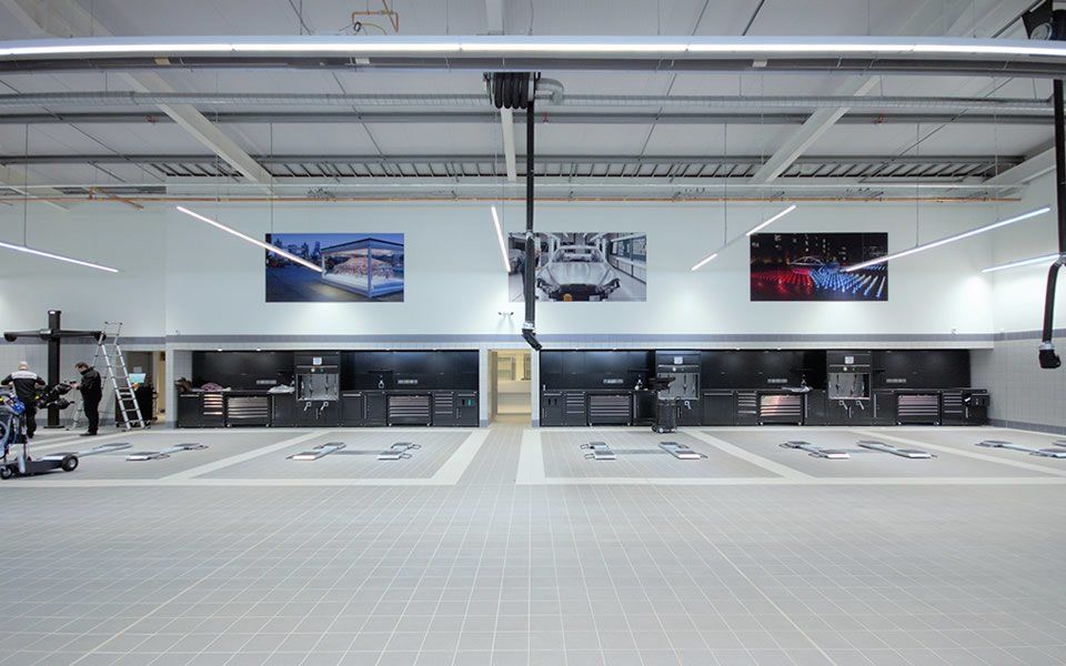 2-post vehicle lifting ramps, installed by CCS Garage Equipment’s engineers at brand new JLR dealership in Hillington, Glasgow