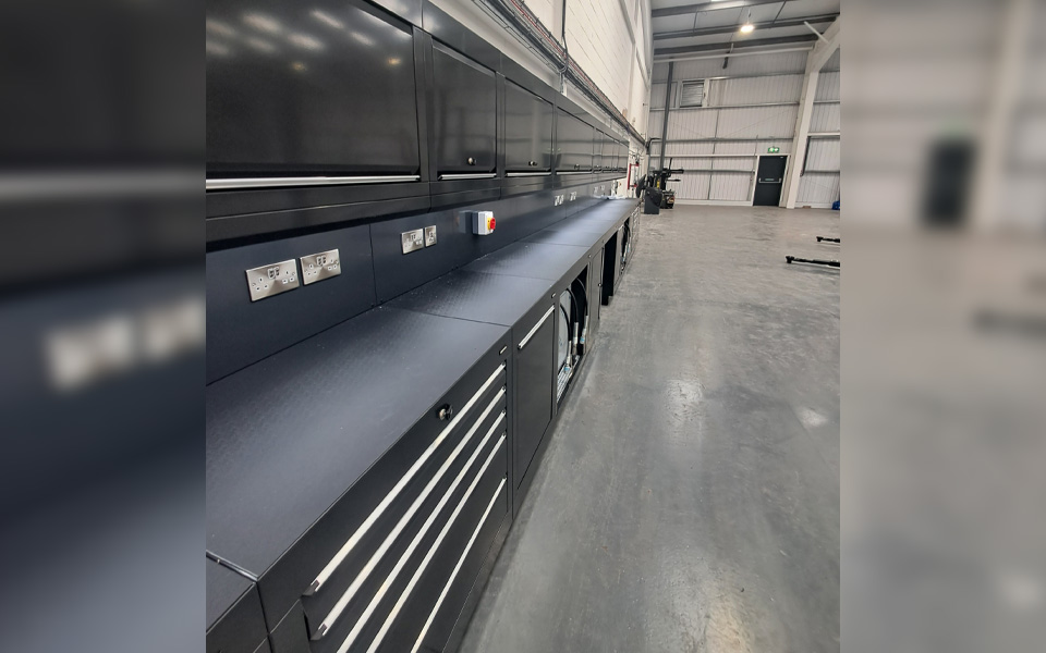 Bespoke Dura workshop furniture for its new dealership servicing and maintenance workshop in London.
