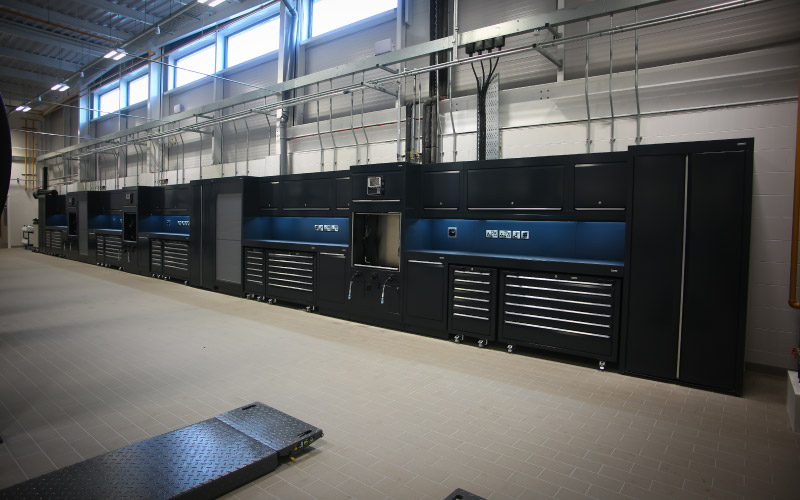 Garage equipment installation is equipped with fully-integrated Dura workshop furniture